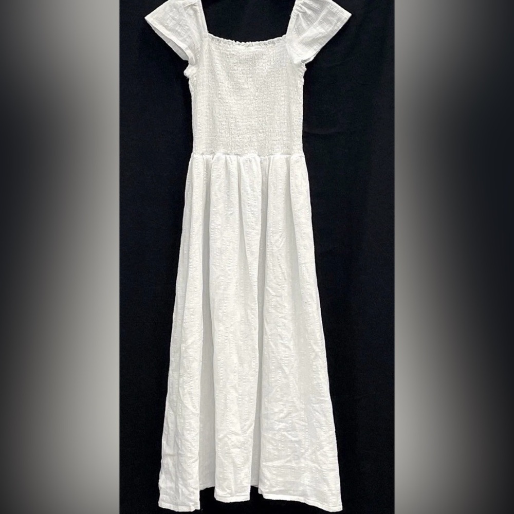 Splendid Collection White Maxi Dress Size Large NWT Smocked Cotton
